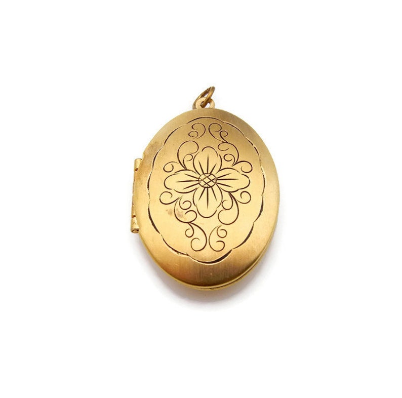 Vintage Locket Large Floral Oval Gold Filled Engraved Locket Etsy