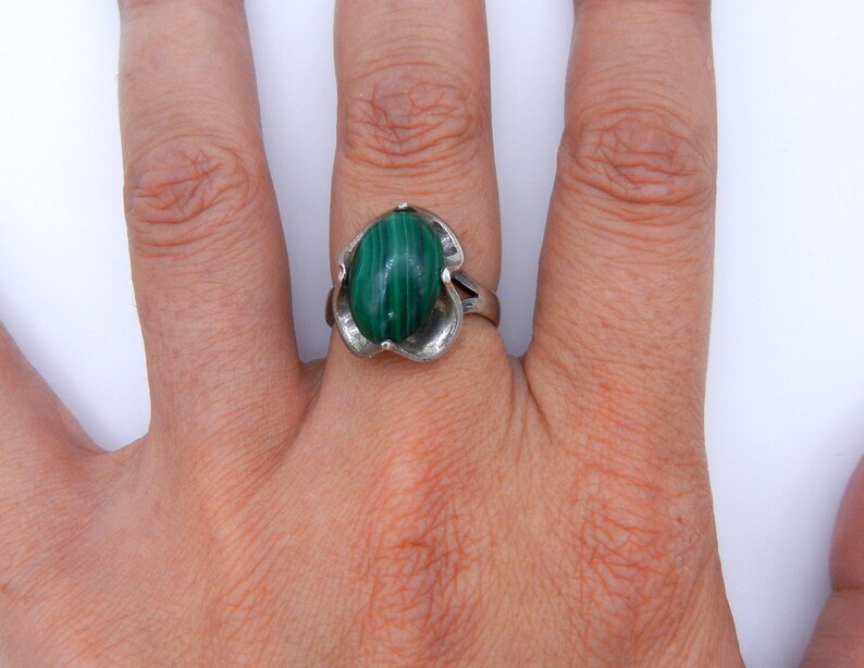 •NOUVEAU NECTAR• malachite + silver ring (size 8.75)