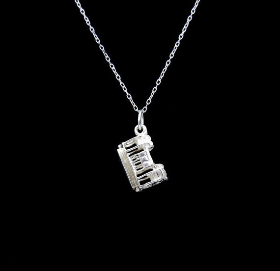 14K White Gold Cable Car Charm - Trolley Car Pend… - image 6