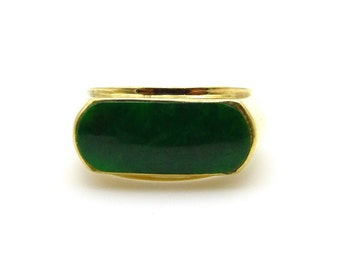 14K Yellow Gold Jade Saddle Ring - Size 8 - Green Nephrite Jade - Fashion Ring - Heavy Ring 5.1 Grams - Unisex # 5180