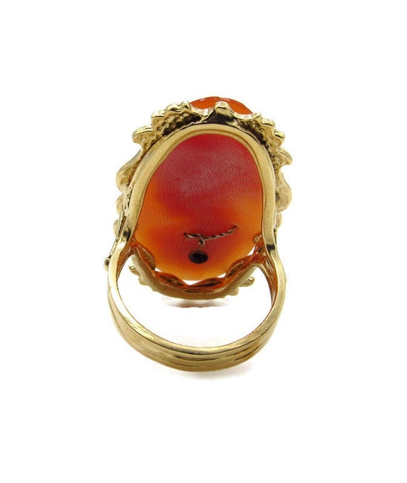 Vintage Cameo Ring in 14K Yellow Gold and Diamond… - image 2
