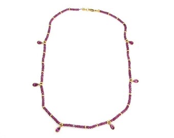 Rhodolite Garnet Necklace with 14K Yellow Gold Beads - 17" long or 43 cm - Teardrop Garnet Pendants - Estate Jewelry - Gift Mode # 5686