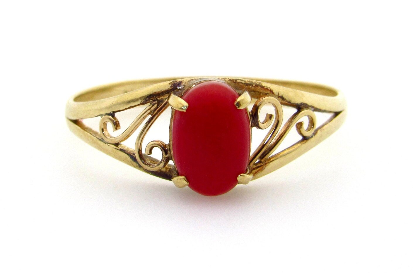 Red Coral Rings: A MustHave Astrological Talisman | GemPundit