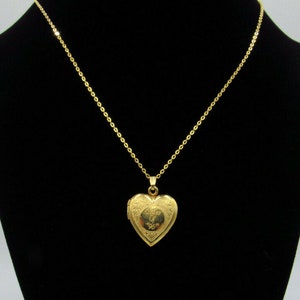 Vintage Heart Locket Pendant 14K Yellow Gold Filled Pendant Engraved Flowers and Leaves Picture Jewelry Gifts for Her Love 5164 image 10