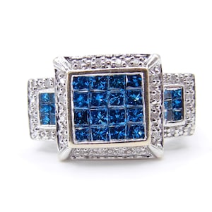 Diamond Ring Invisible Set 14k White Gold Blue and White Diamond Cluster Ring Princess Cut Round Cut Cocktail Blue Ring Size 6 3/4 # 4552