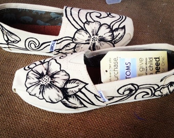 Flower TOMS