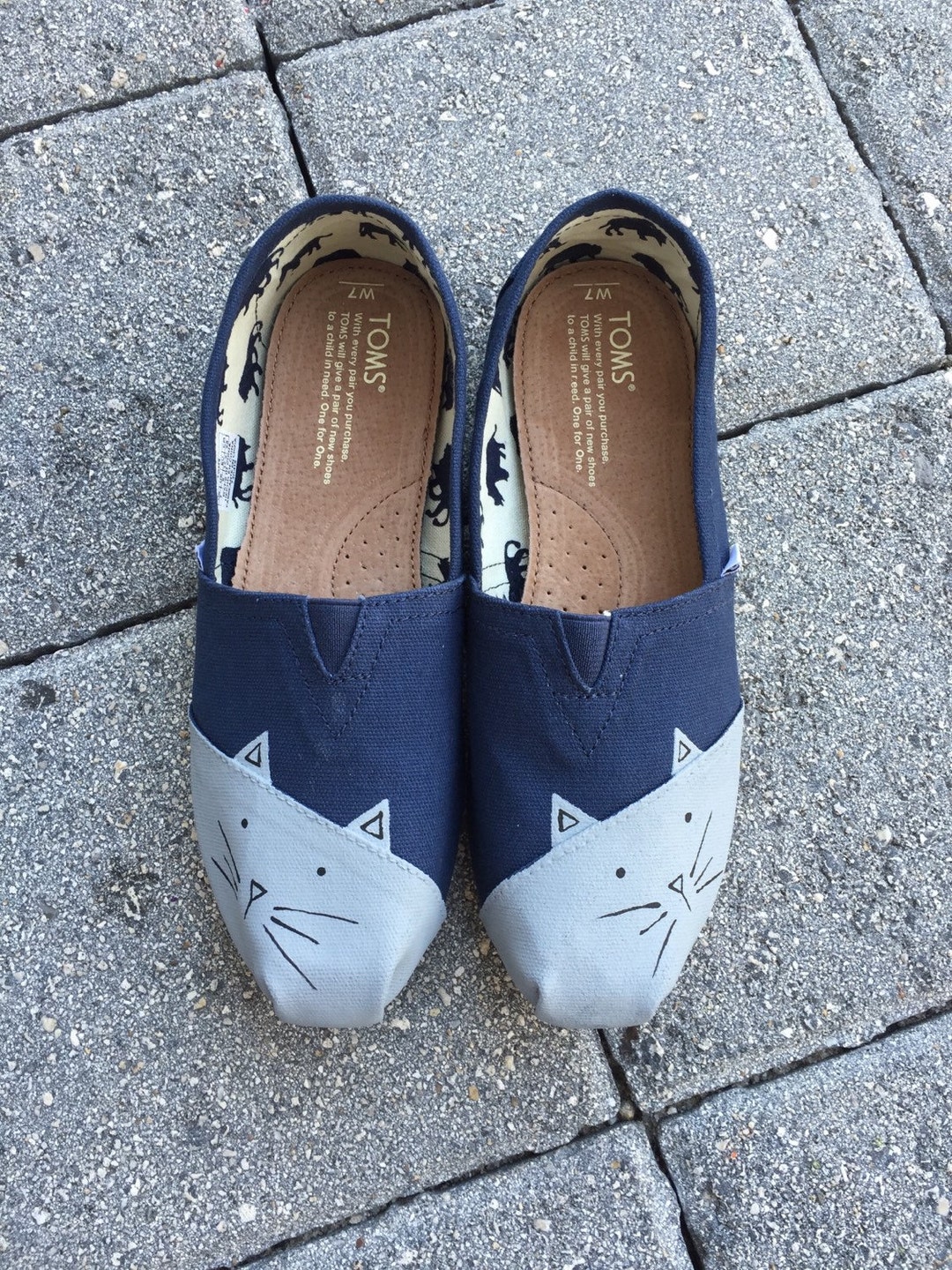 Cat TOMS
