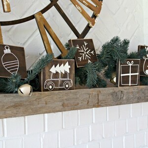 Christmas Gift - Mini Rustic Christmas Signs - Christmas Decor - Christmas Tree - Holiday Sign - Christmas Decoration - Distressed Sign Home