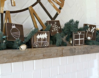 Christmas Gift - Mini Rustic Christmas Signs - Christmas Decor - Christmas Tree - Holiday Sign - Christmas Decoration - Distressed Sign Home