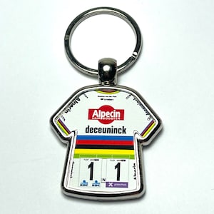 Chaveiro de camisa de ciclismo Mathieu Van Der Poel Tour of Flanders 2024 Chaveiro de metal Tour de France Presente de ciclismo Lembranças de ciclismo Fã de ciclismo