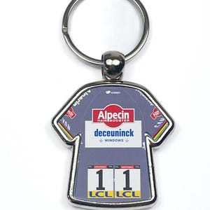 Mathieu Van Der Poel Paris-Roubaix 2025 Cycling Jersey Key Ring Metal Keyring Tour de France Cycling Gift Cycling Memorabilia Cycling Fan