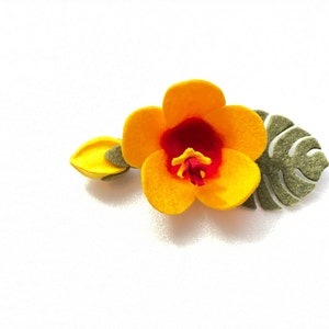 Hibiscus Hair Clip- Felt Flower Headband- Tropical Hair Clip- Hawaiian Flower- Hibiscus- Moana Hair Clip- Girl Hair Clip- Beach Wedding
