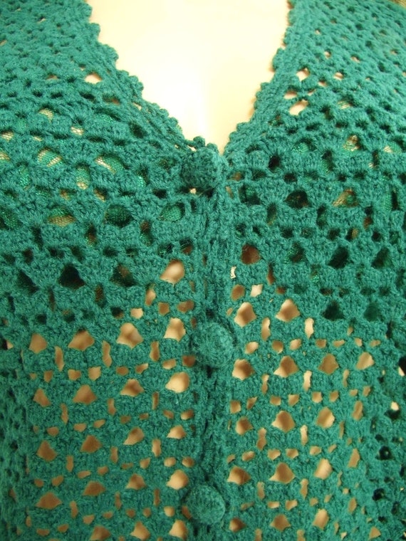 Vintage Green Crochet Vest Medium Large 1970s 198… - image 2