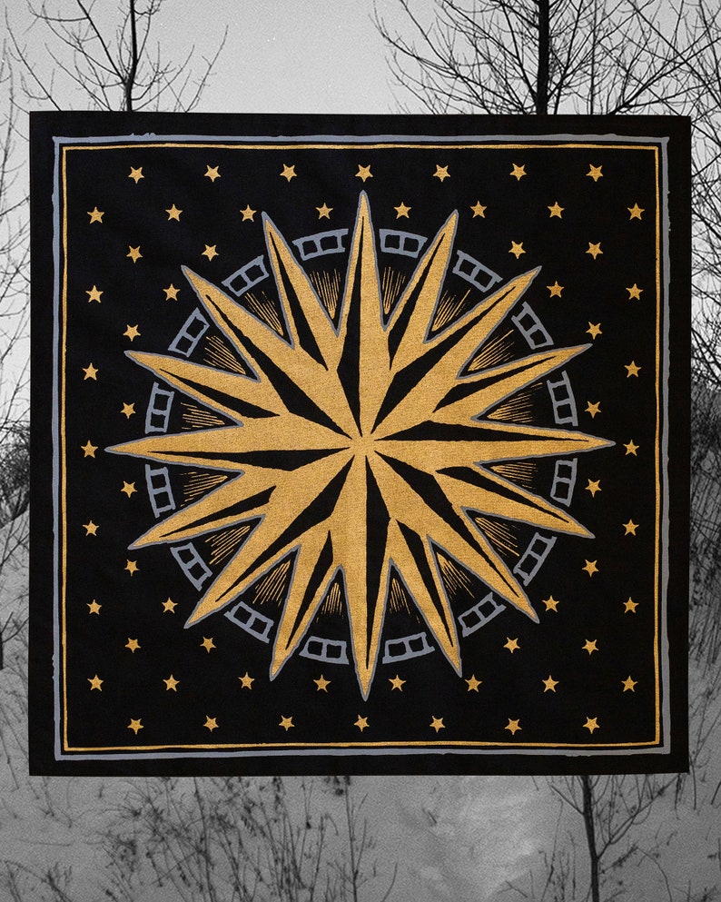 The Somnia Tarot Spread Cloth  The Star  100% Midnight (Limited)