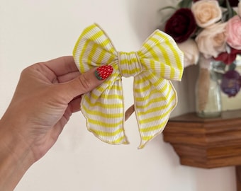 Neon Yellow Lime Fable Bows ON NYLON, Bow Hair Clip, Barrette Hair Clip, Soft Hair Clip, Summer Bow, Neon Bow,  Barrette, Brynnbands