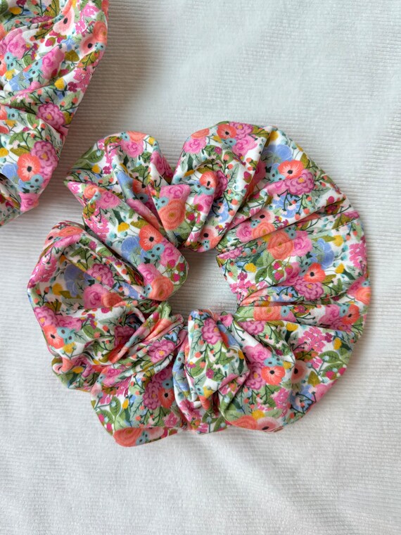 Bright Floral Scrunchie, Floral Scrunchie, Springtime Scrunchie, Soft Scrunchie, Brynnbands,