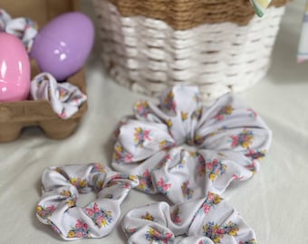 Floral Bouquet Scrunchies, Easter Scrunchie, Springtime Scrunchie, Soft Scrunchie, Brynnband,  Easter Scrunchie, Easter Basket, Easter Bunny