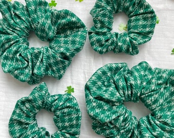 Green Houndstooth Soft Knit Scrunchie, St Patrick's Day Scrunchie, Soft Scrunchie, Brynnbands, Bunny Ear Scrunchie