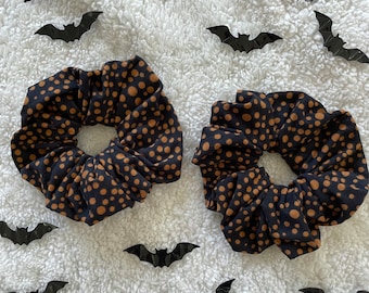 Black Orange Polka Dots Scrunchie, Halloween Scrunchie, Fall Scrunchie, Soft Scrunchie,  Brynnbands,Fall Scrunchies, Fall Hair