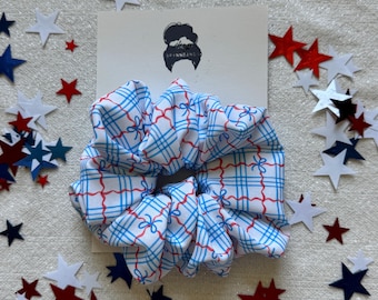 Bow Gingham Scrunchie: Patriotic Hair Accessory