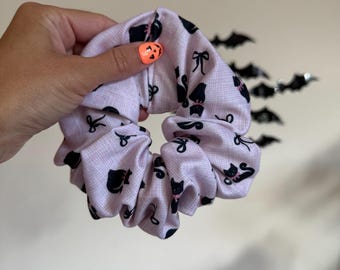 Black Cats & Bows Scrunchie, Halloween Scrunchie, Fall Scrunchie, Soft Scrunchie,  Brynnbands,Fall Scrunchies, Fall Hair