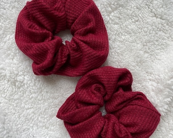Red Sweater Scrunchie, Red Scrunchie, Soft Scrunchie. Sweater Knit Scrunchie, Brynnbands,