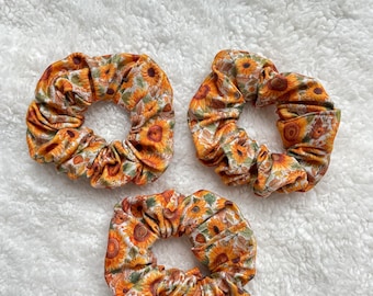 Sunflowers Faux Embroidery Scrunchie, Floral Scrunchie, Soft Scrunchie, Oversized Scrunchie, XL scrunchie, Brynnbands, Hair Scrunchie,