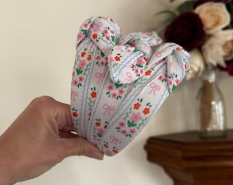 White Floral Hard Headband, Comfortable Knot Design