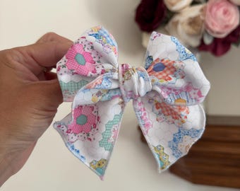Faux Flower Garden Quilt Fable Bow