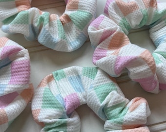 Spring Checkered Scrunchie, Jumbo Scrunchie, Summertime Scrunchie, Floral Scrunchie, Regular Scrunchie, Adult size scrunchie, Brynnbands,