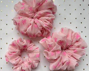 Pink Bows Mesh Scrunchie, Organza Scrunchie, Brynnbands, Hair Scrunchie, Hair Tie, Mesh Scrunchie, Oversized scrunchie