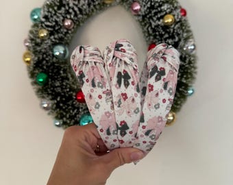 Green Guy Bows Knot Headband, Holiday headband, Hard Headband, Christmas Headband, Bendable Headband, Stocking Stuffer, Brynnbands