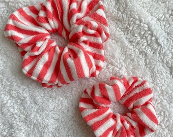 Coral & White Striped Towel Scrunchie, Micro Fiber Scrunchie, Waterproof Scrunchie, Pool Scrunchie, Shower scrunchie, Brynnbands
