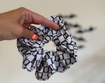 Checkered Ghosts Scrunchie, Halloween Scrunchie, Fall Scrunchie, Soft Scrunchie,  Brynnbands,Fall Scrunchies, Fall Hair