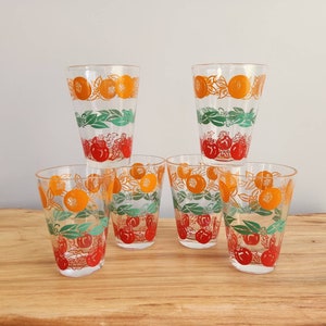Vintage Mid Century Set of Six Orange and Tomato with Leaves and Flowers Juice Glasses / Swanky Swigs / Hazel Atlas / Orange, Green, and Red