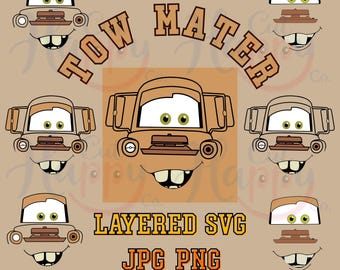 Puede incluir: Un diseño gráfico digital que presenta al personaje Tow Mater de la película Cars, mostrado en múltiples variaciones. El texto dice TOW MATER, LAYERED SVG, JPG PNG y EASY & FAST PRINTABLE. El diseño utiliza colores marrón, naranja y blanco.