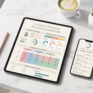 Op de afbeelding: Een tablet en smartphone met een fitness- en welzijnsdashboard en een trainingsplanner. Het scherm toont een macronutriënten-calculator, een overzicht van de trainingsschema's en maandelijkse doelen voor de gebruiker.