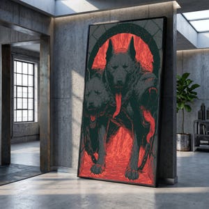 Könnte beinhalten: Ein großes rechteckiges Wandbild, das ein dunkles, dreiköpfiges hundeartiges Wesen mit langen roten Zungen zeigt, das vor einem leuchtend roten kreisförmigen Portal steht. Die Illustration verwendet eine kontrastreiche Farbpalette aus Anthrazit und Rot.