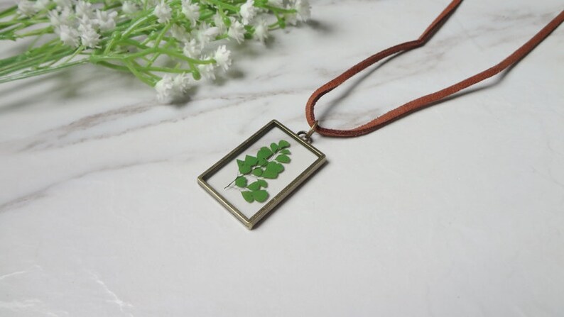 Natural Dried Flowers Hahdmade Glue Plant Specimens Necklace Sautoir Shape 0232