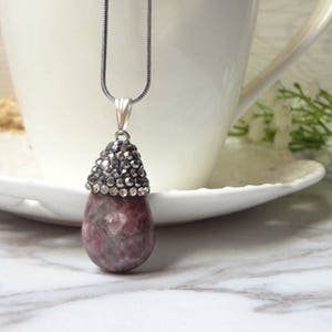 Gemstone Stone Rose Stone Pruple Gem Pendant Women Necklace 1145