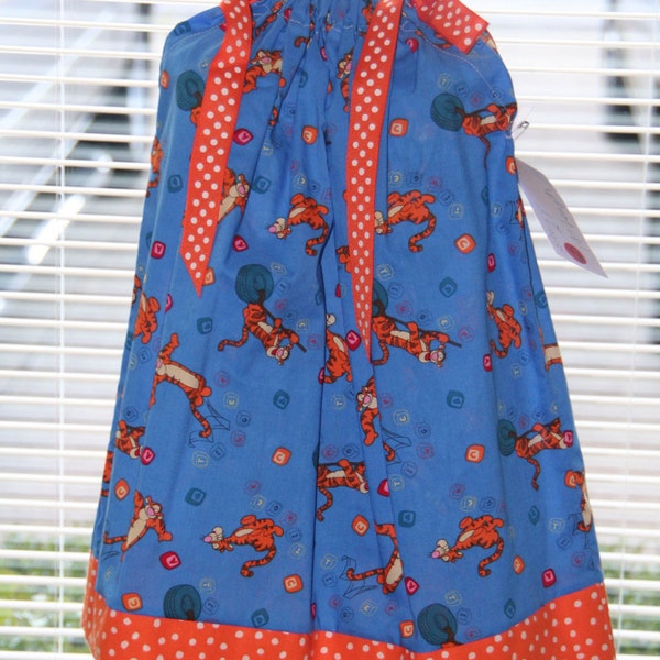 A boutique Pillowcase dress Featuring Tigger Size 18/24 month only-ready to ship :CH028