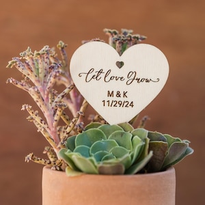 Let Love Grow Succulent Plant Tags,Personalized Let Love Grow Wooden Plant Sticks for Wedding Favors,Wedding Favors for Guests,Plant Tags