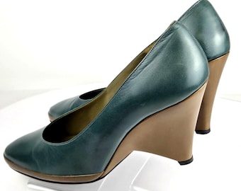 Charles Jourdan Paris Teal Leather Wedge Pumps Vintage 70s 80s EU 37 france