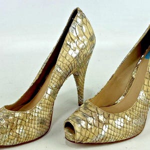 Joan & David Dafelicita Metallic Snake Embossed Peep Toe Heels Womens 8M VTG