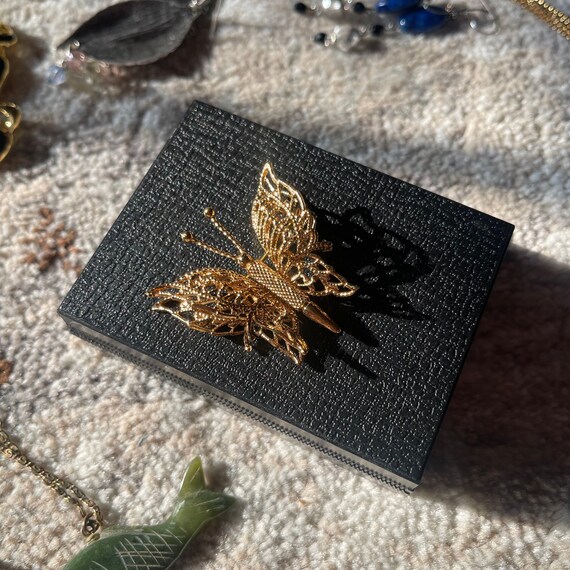 VINTAGE Signed Monet Gold Tone Filigree Butterfly… - image 1