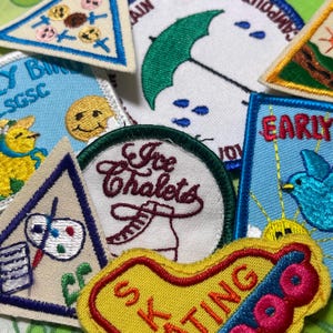 GRAB BAG | Vintage Girl Scout Embroidered Patches MYSTERY Grab Bag | 1970&#39;s - Y2K | Set of 5 or 10