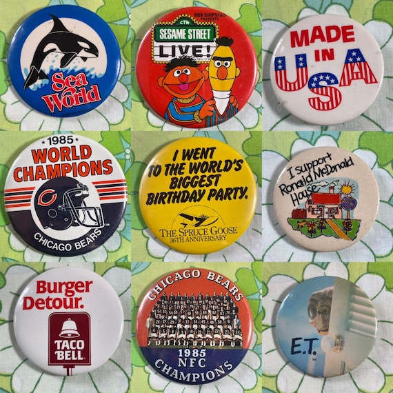 VINTAGE 1980's - 1990's Nostalgia Pinback Buttons… - image 1