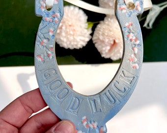 Blue Good Luck Wedding Horseshoe, Gift for the Bride and Groom, Gift for the Flower Girl, Wedding Day Gifts