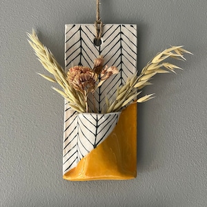Mustard Herringbone Hanging Vase