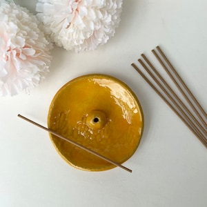 Mustard Lace Incense Dish